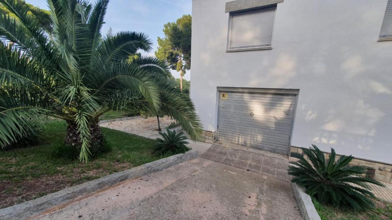 فيلا Casa La Pineda Salou, Playa Y Port Aventura المظهر الخارجي الصورة