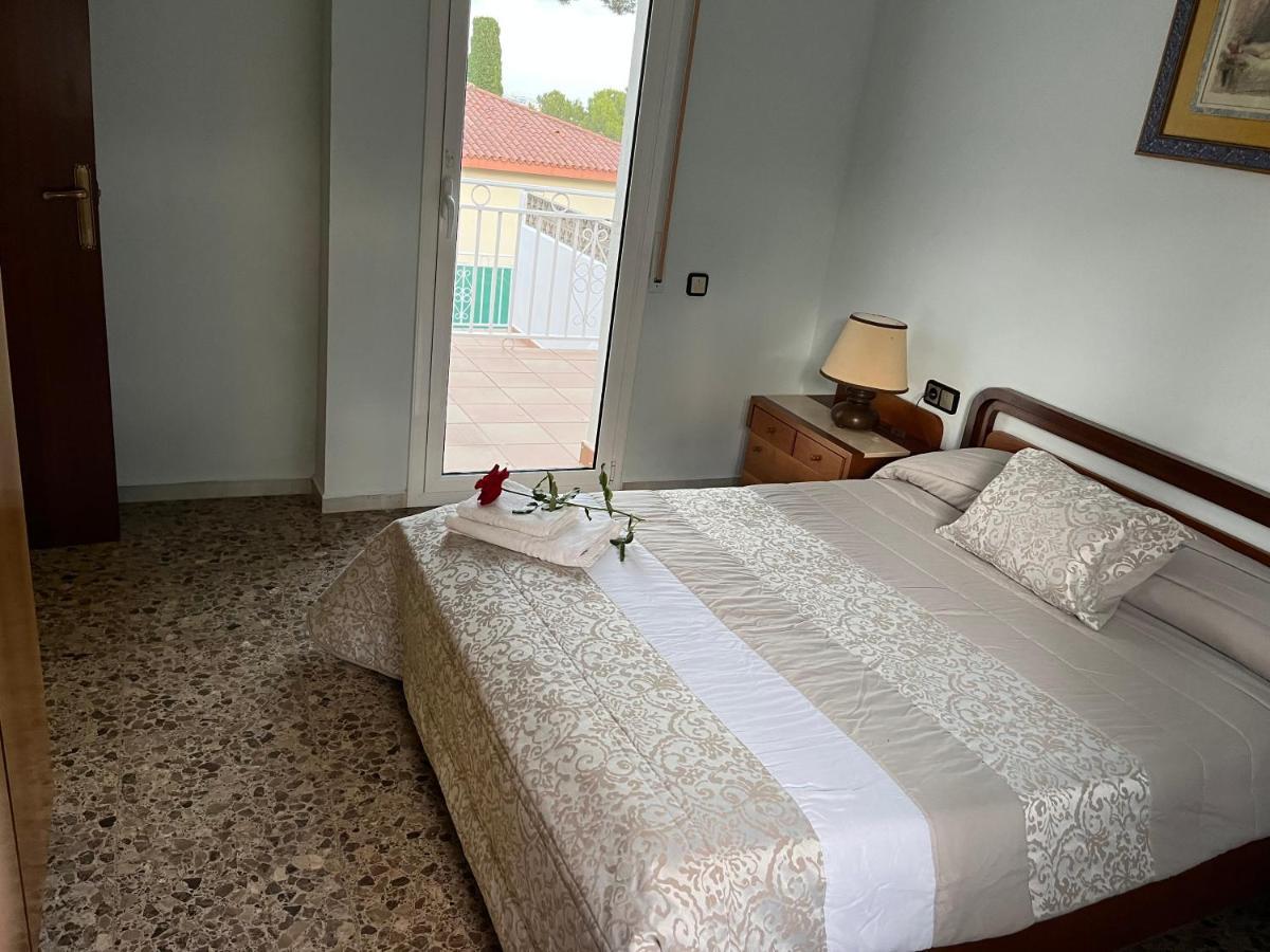 فيلا Casa La Pineda Salou, Playa Y Port Aventura المظهر الخارجي الصورة