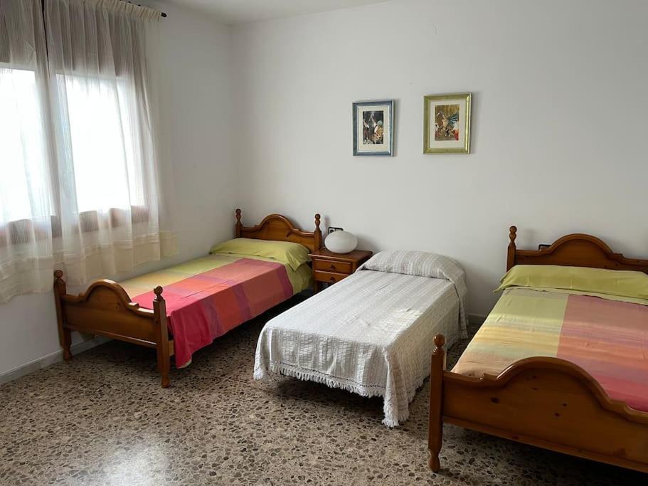 فيلا Casa La Pineda Salou, Playa Y Port Aventura المظهر الخارجي الصورة